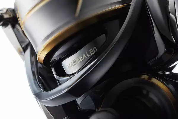 Daiwa 2020 Luvias LT (Made In Japan) 12 Daiwa 2020 Luvias LT (Made In Japan) - Image 12